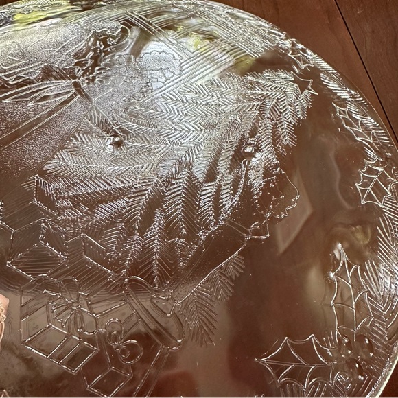 Vintage Pilgrim Glass 13” Party Platter Embossed Family Christmas Tree Scene - Picture 6 of 9